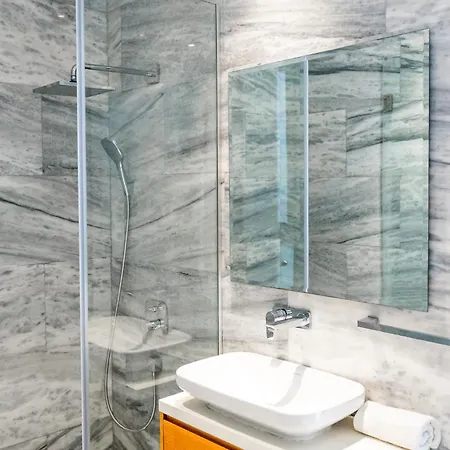 Laurus 2 By Ezoria * Пафос