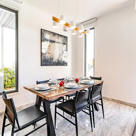 Вилла Laurus 2 By Ezoria