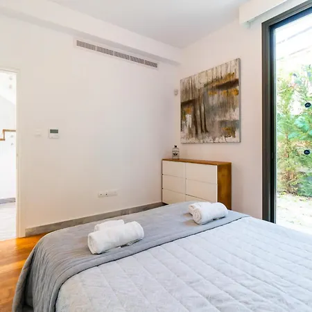 Вилла Laurus 2 By Ezoria *