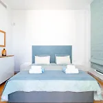 Laurus 2 By Ezoria * Paphos