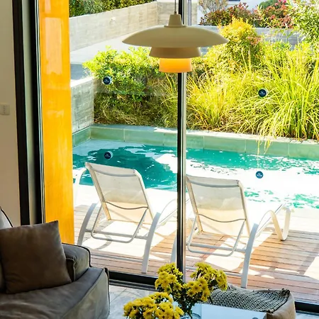 Vila Laurus 2 By Ezoria *