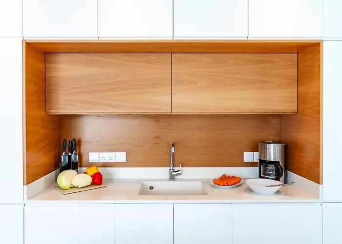 Laurus 2 By Ezoria Villa Paphos